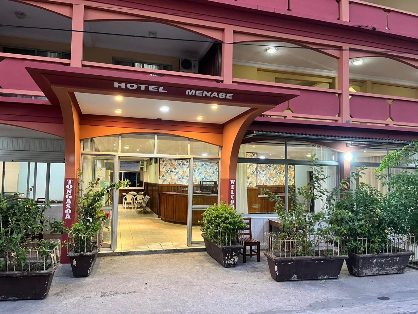 Hotel Menabe موروندافا المظهر الخارجي الصورة