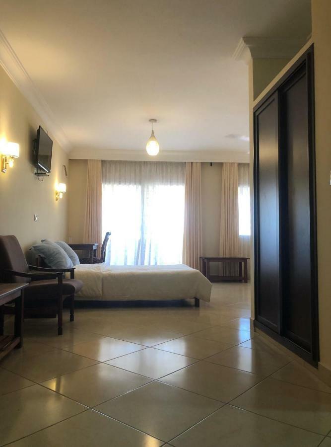 Hotel Menabe موروندافا المظهر الخارجي الصورة