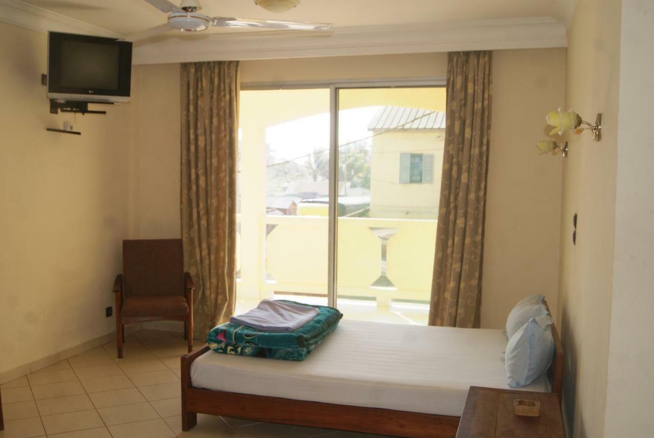 Hotel Menabe موروندافا المظهر الخارجي الصورة
