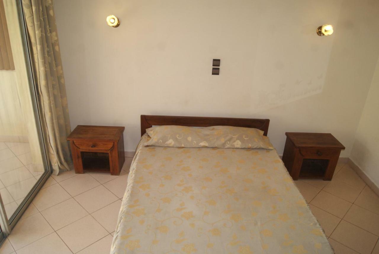 Hotel Menabe موروندافا المظهر الخارجي الصورة
