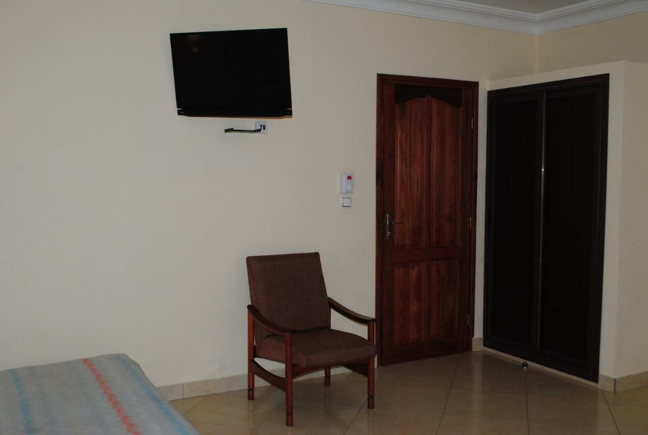 Hotel Menabe موروندافا المظهر الخارجي الصورة