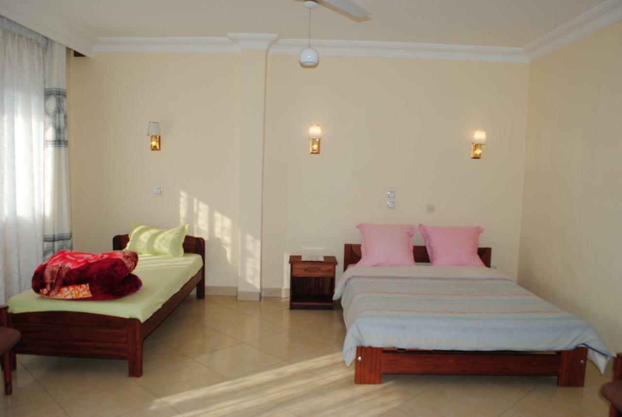 Hotel Menabe موروندافا المظهر الخارجي الصورة